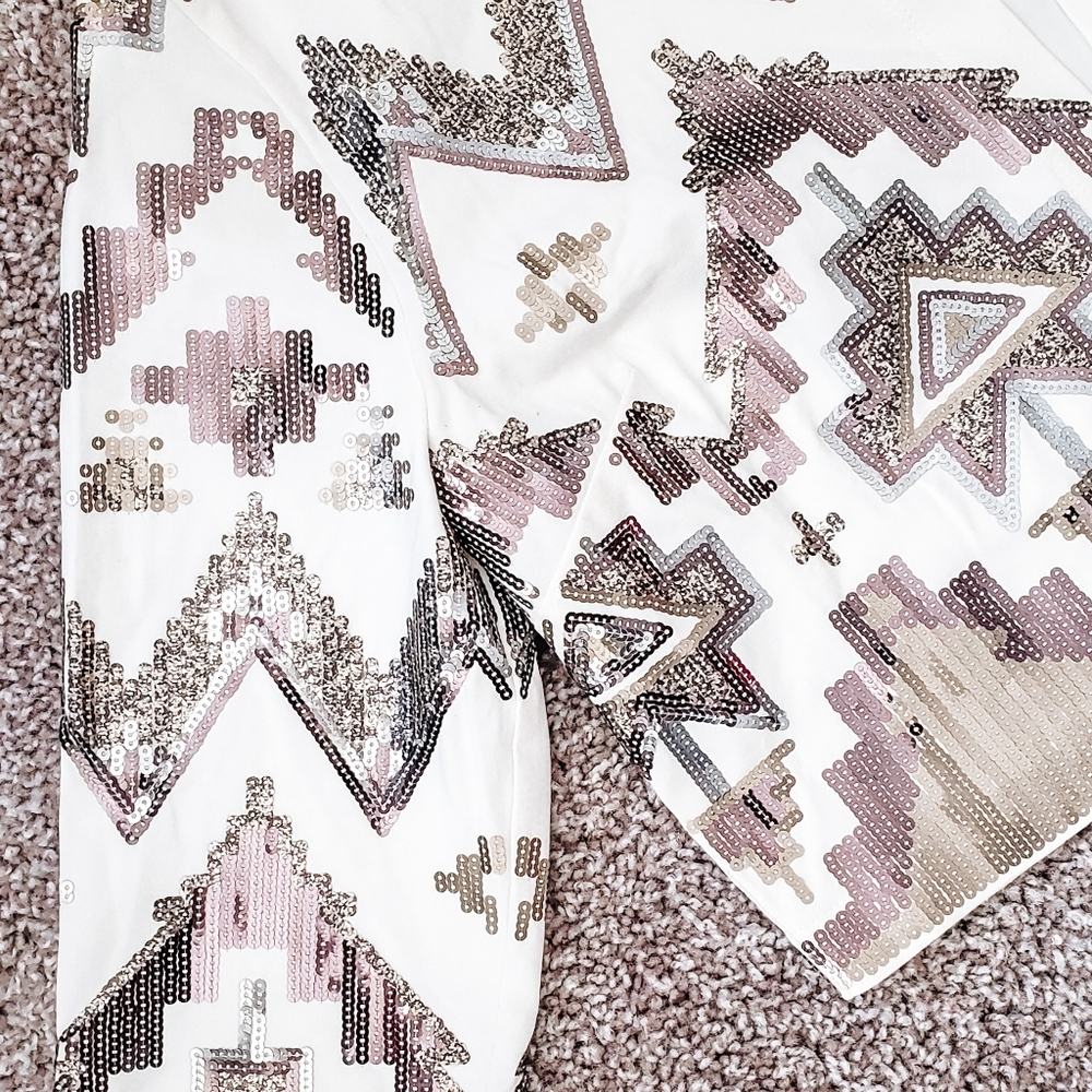 Blazer - Picture 2 of 7